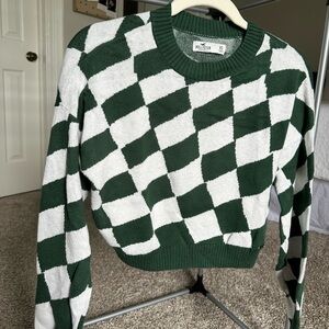 Hollister Women's Checkered Green and White Sweater